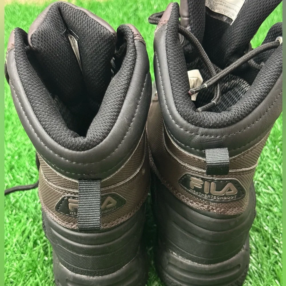 FILA Kids Water Boots‎ Size 2
